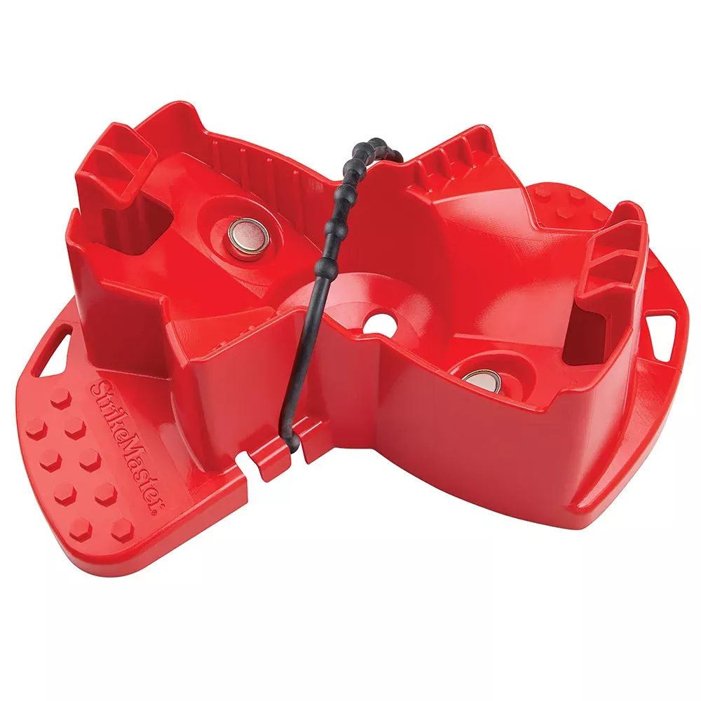 StrikeMaster 8" Maven Magnetic Snap Cover Blade Guard [MSCLFM-8]